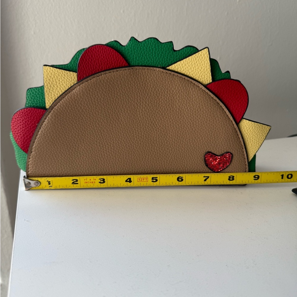 Taco Wristlet Purse Clutch Handbag - Picture 4 of 6